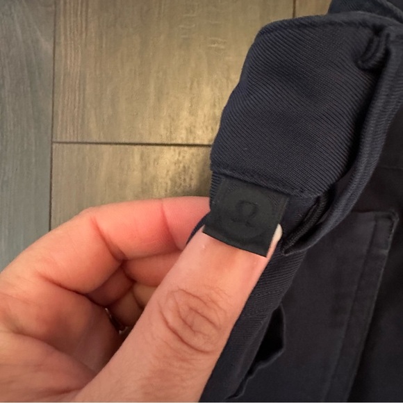 Lululemon True Navy Mens ABC Slim-Fit 5 Pocket Pant 33 Warpstreme Classic - Picture 8 of 8